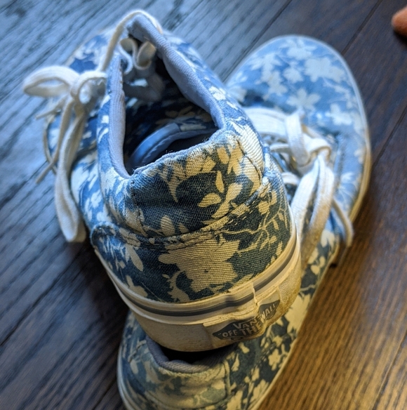 VANS Women's size 8.5 - Picture 2 of 4